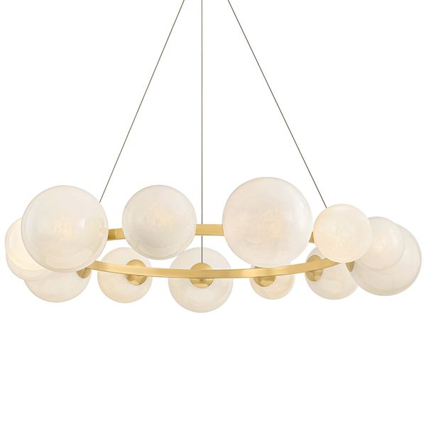 Lampa wiszaca o lekkiej bryle z wyraznym zarysem w odcieniu bieli